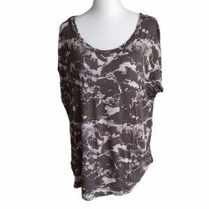 AEO Don't Ask Why grey white soft scoop neck high-low tee cap sleeves one size